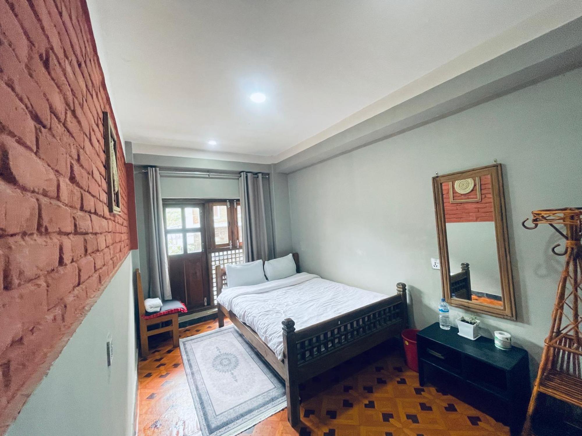 Pasne Aajako Hotel 반디푸르 외부 사진